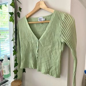 SAGE GREEN RIBBED TOP